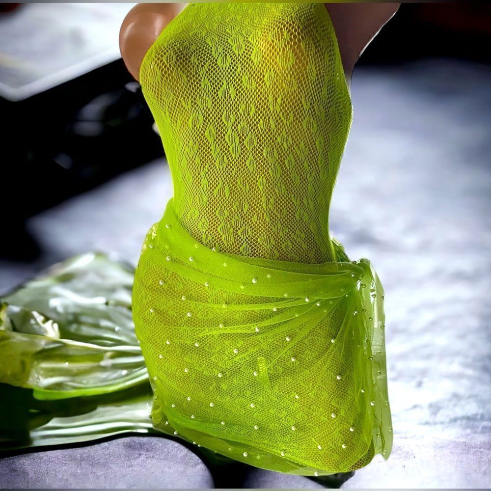 2-piece l Neon Green l OS l Mesh Halter & Pearly Sarong/Wrap l New